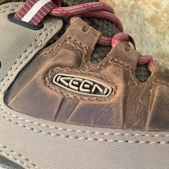 Keen women’s Targhee 3 Mid height waterproof hiking boot size 6 - Picture 4 of 16